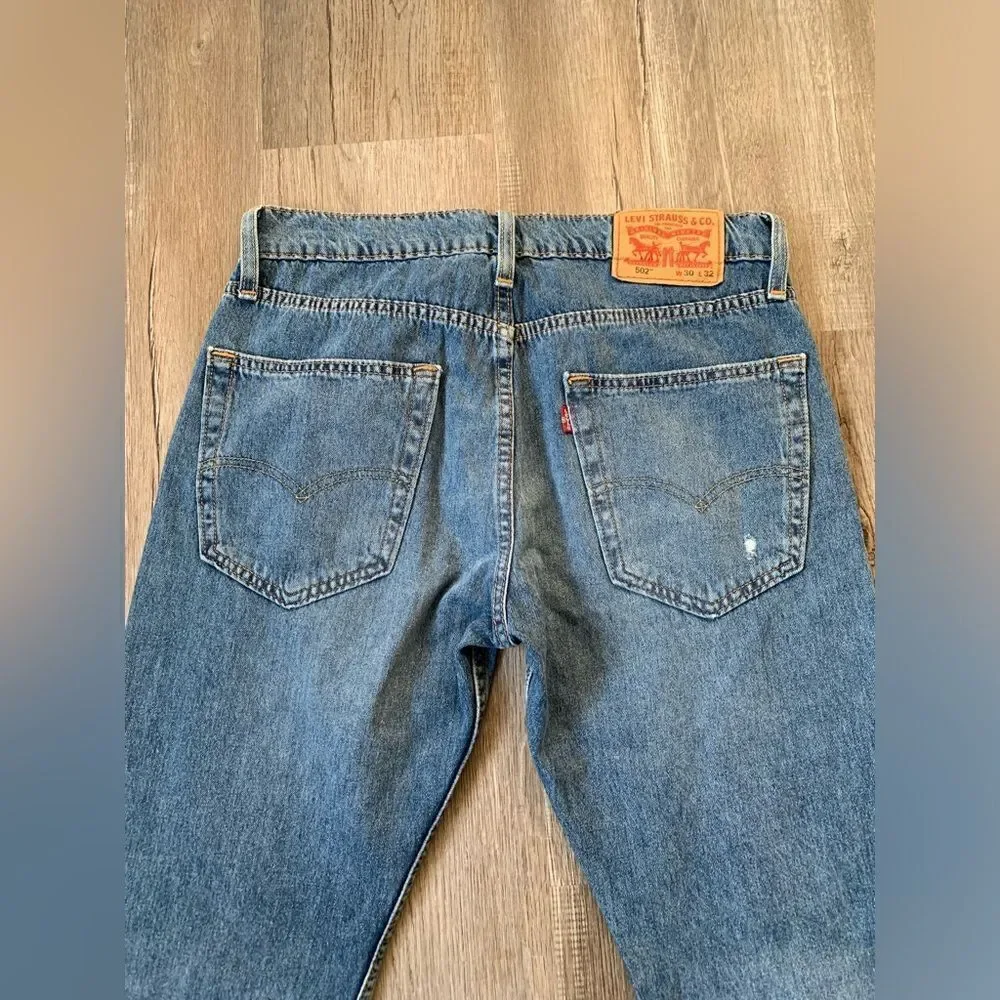 Levi’s 502 Denim Jeans men’s Jeans Straight Leg Distressed Ripped Blue Size 30